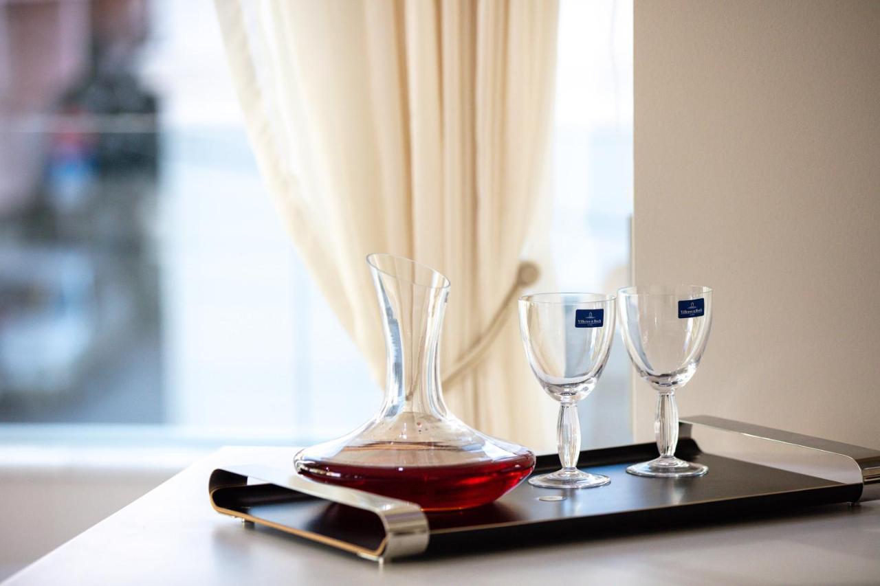 De President Suite, Demani President Suites Sitia  Luaran gambar