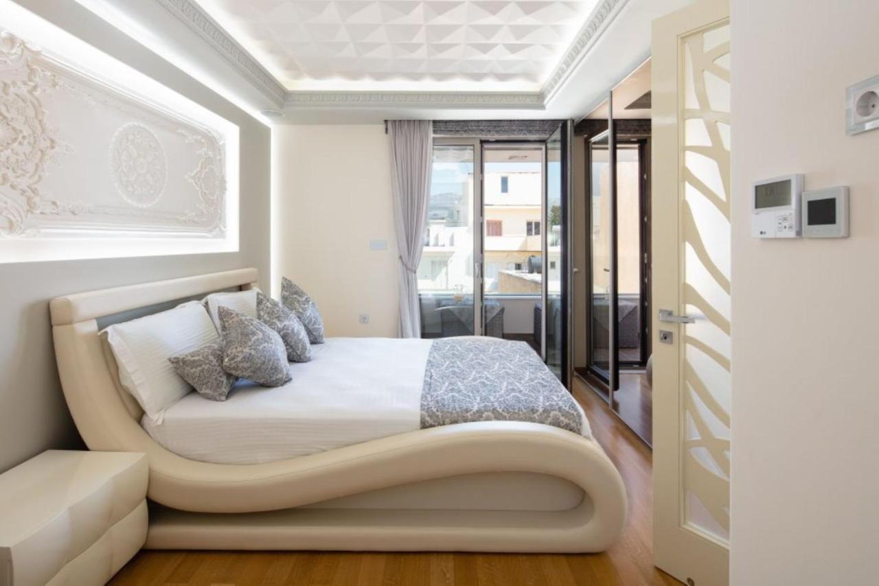 De President Suite, Demani President Suites Sitia  Luaran gambar