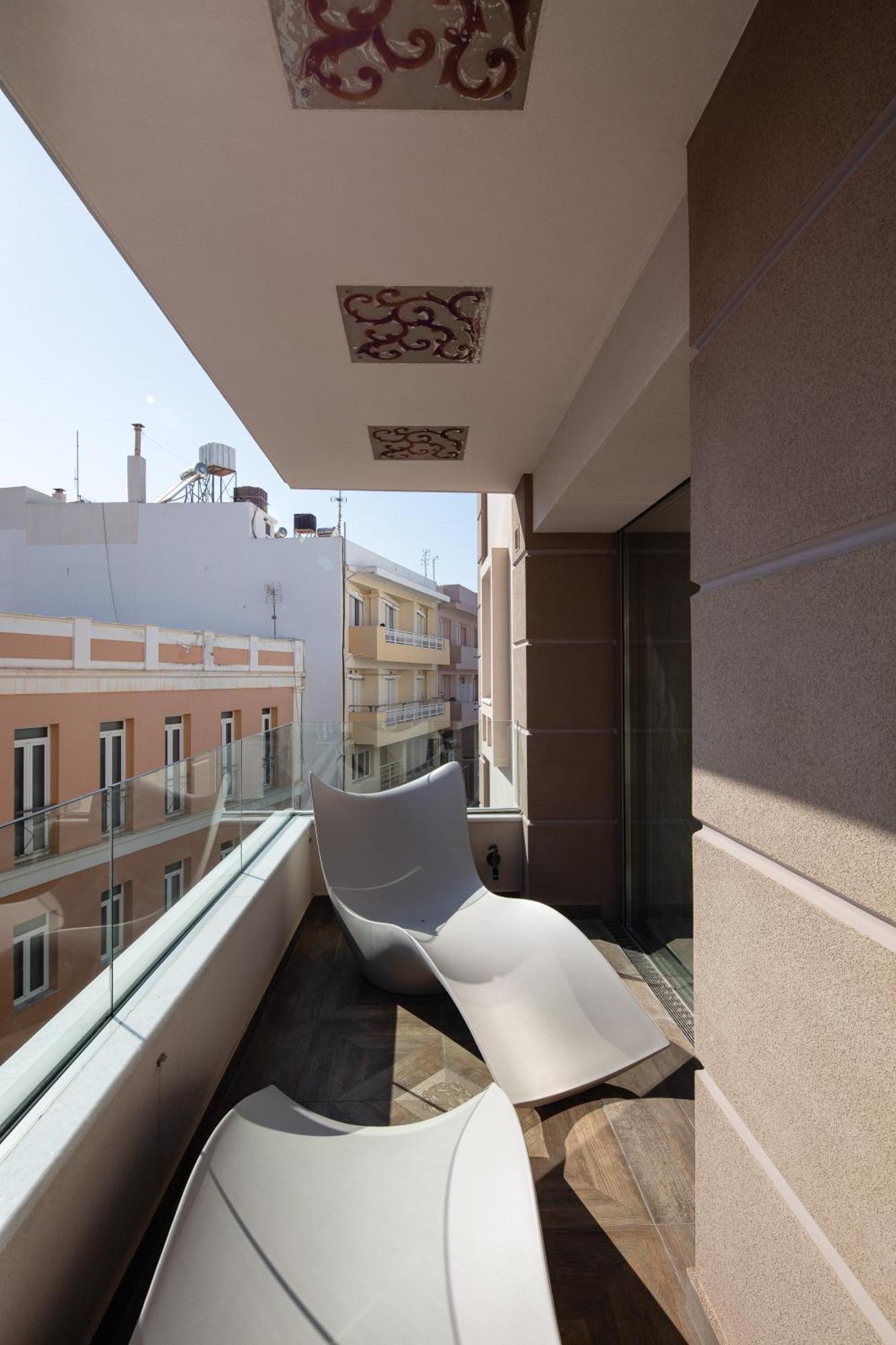 De President Suite, Demani President Suites Sitia  Luaran gambar