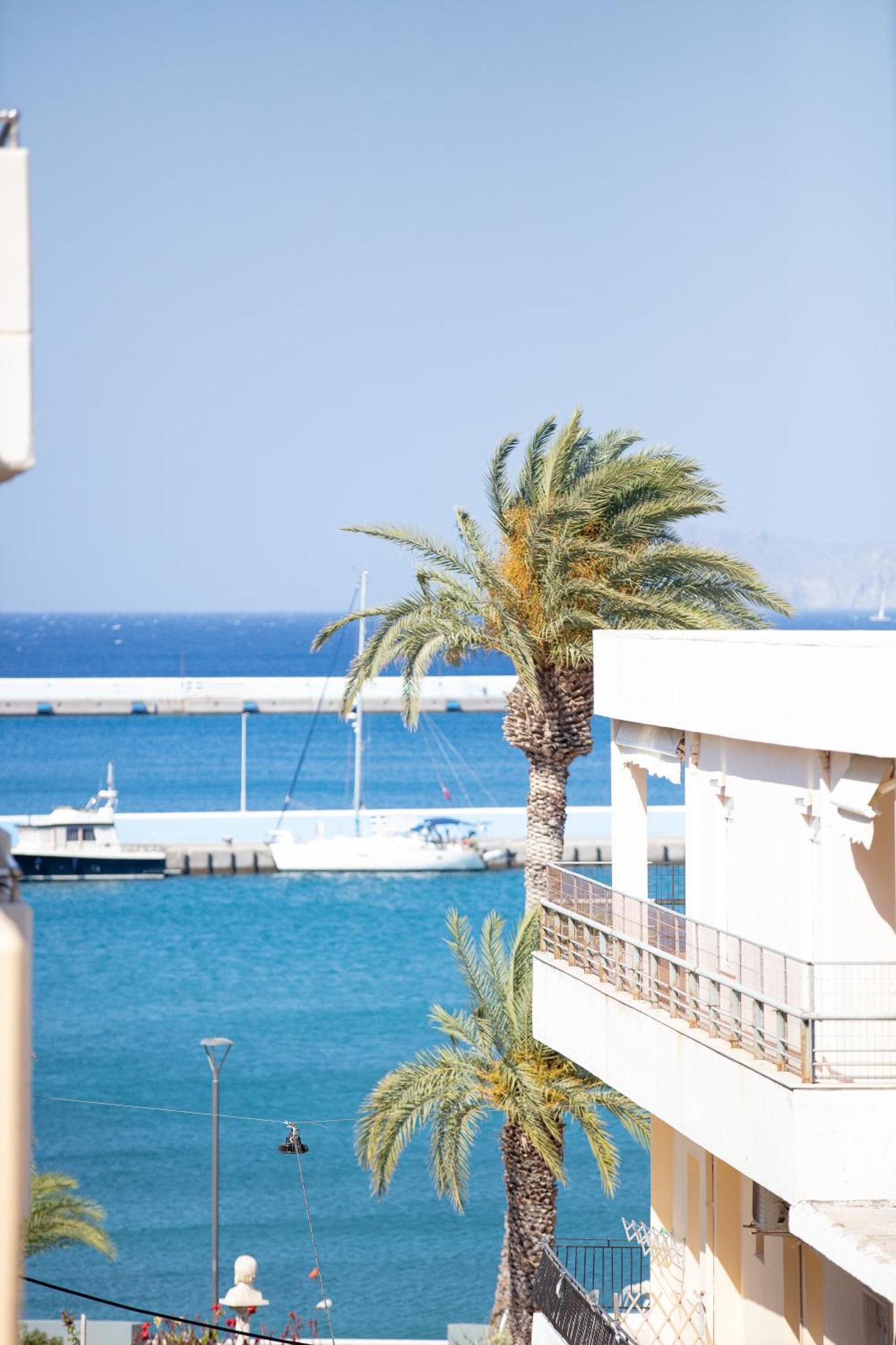 De President Suite, Demani President Suites Sitia  Luaran gambar